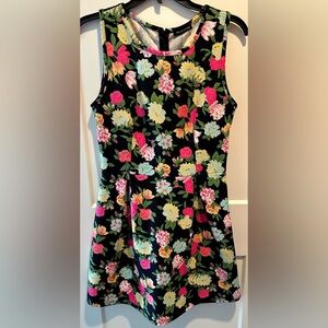 Women's Jella Couture Fit And Flare Floral Print Dress Size Medium EUC